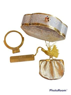 🎉HP🎉Judith Leiber Vintage Handset Austrian Crystal Minaudière Evening bag